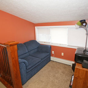 Inviting Fully Furnished 4BR 2BA Home Near URMC And Strong Memorial Hospital - Photo 4