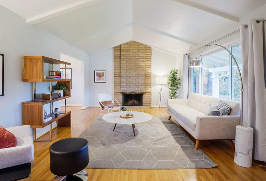 Serene quiet home in a residential neighborhood, Very close to many hospitals. - Photo 2