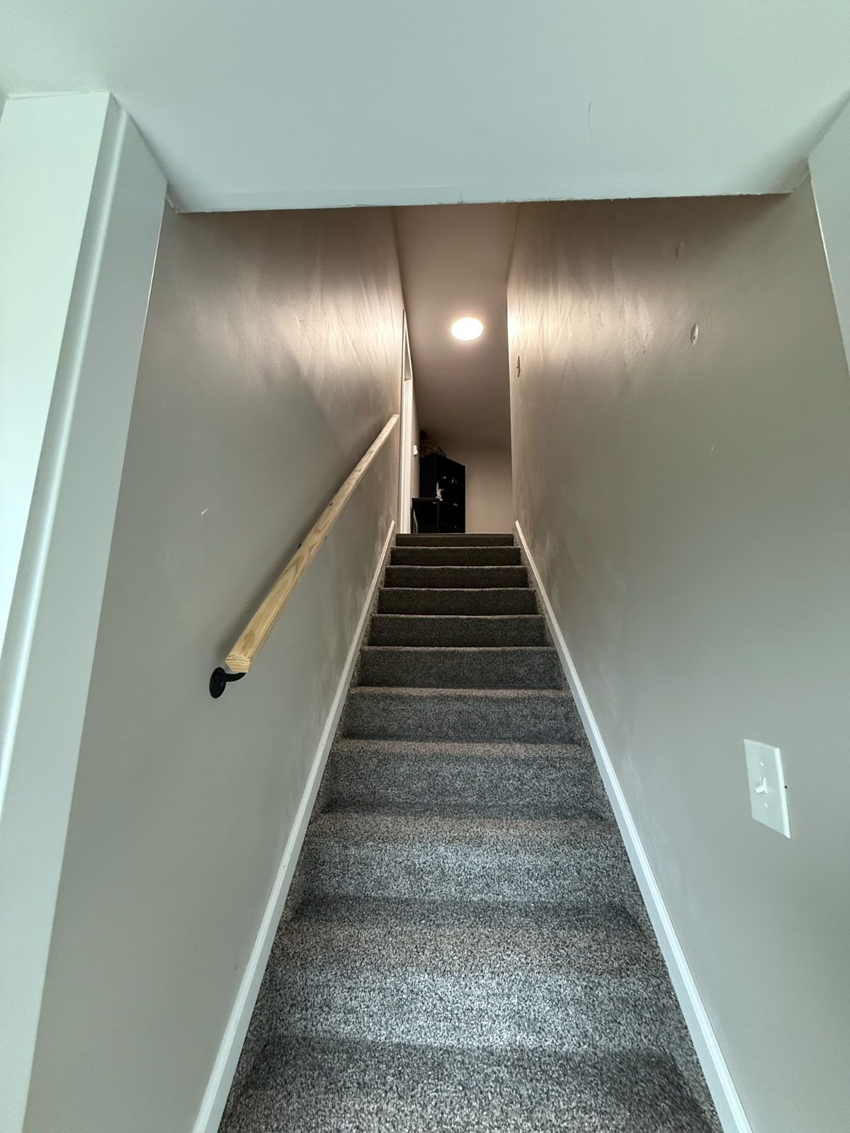 Furnished 2BR Apartment for Traveling Professionals - Photo 12