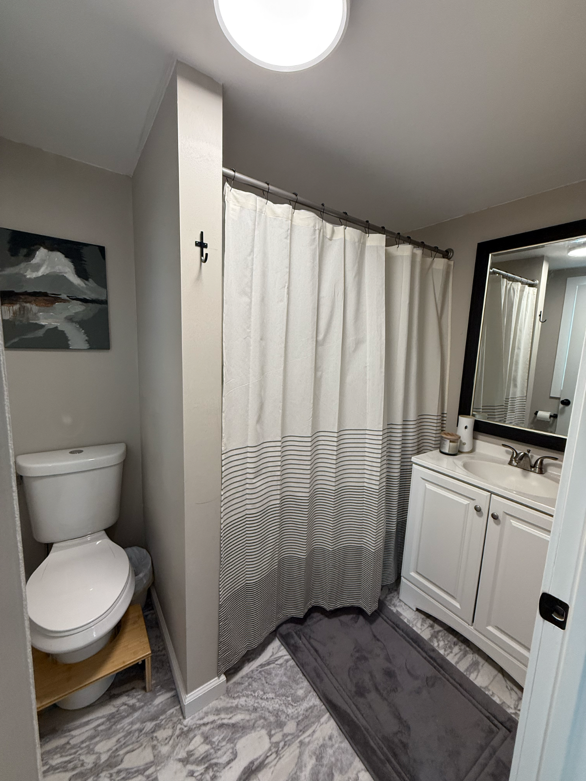 Furnished 2BR Apartment for Traveling Professionals - Photo 11