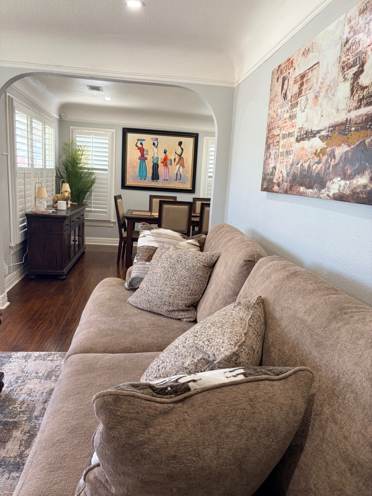 Spacious 2BR Retreat Near SoFi, LAX & Major Hospitals - Photo 2