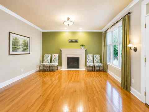 Walk to WVU Campus, Stadium & Hospital · 4BR - Photo 1