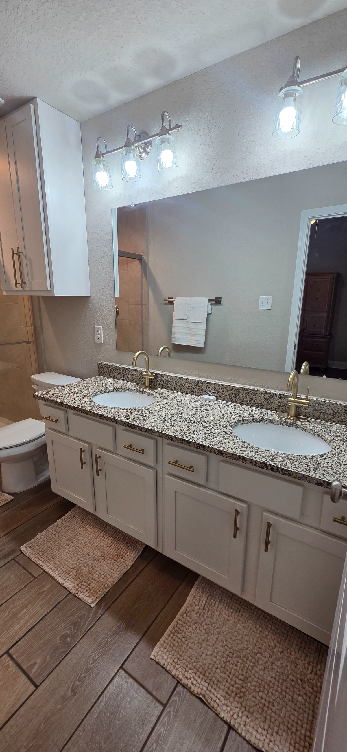 Clean, Modern Condo w/ RO Drinking Water - All Bills Included - Photo 7