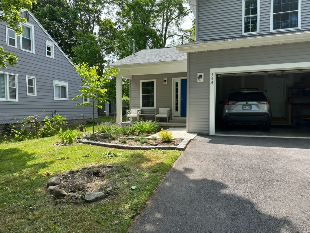 New modern home in quiet location surrounded by park. - Photo 1