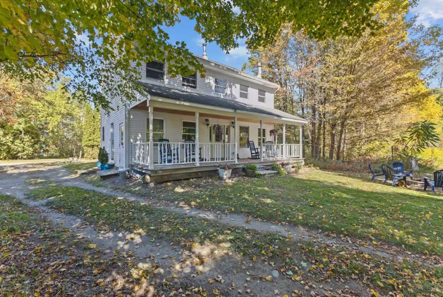 Private 3BR Retreat Near the Slopes & Town - Photo 2