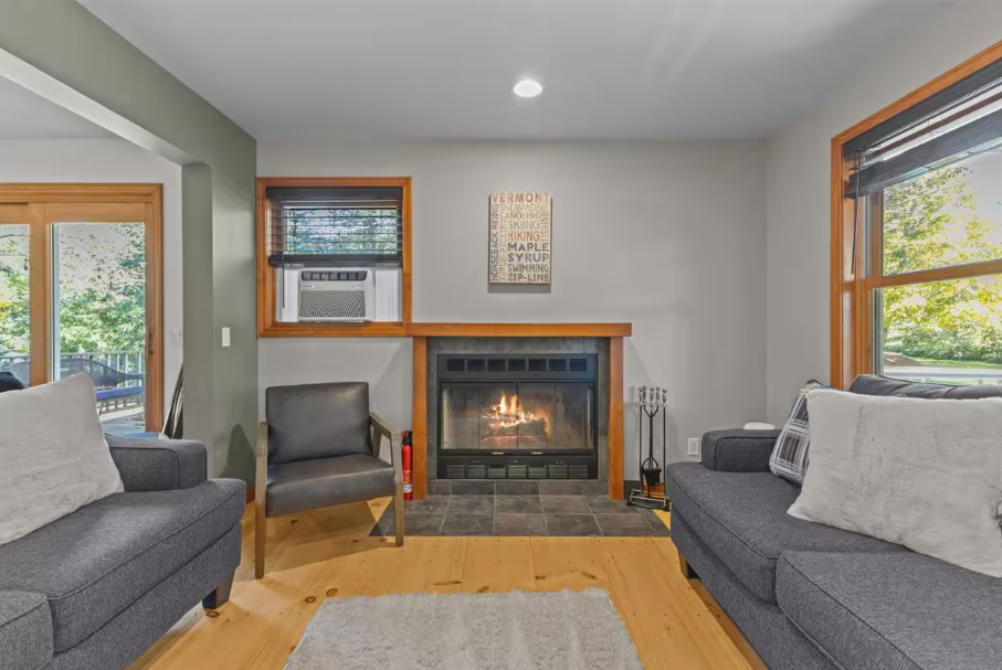 Private 3BR Retreat Near the Slopes & Town - Photo 8