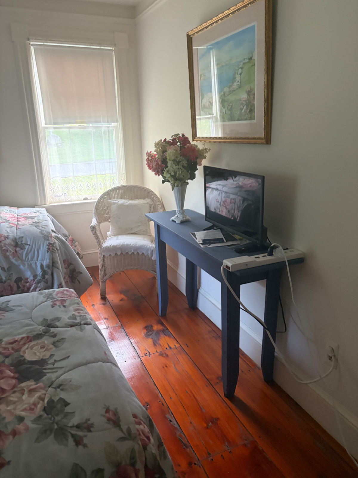 Beautiful twin bed room - Photo 2