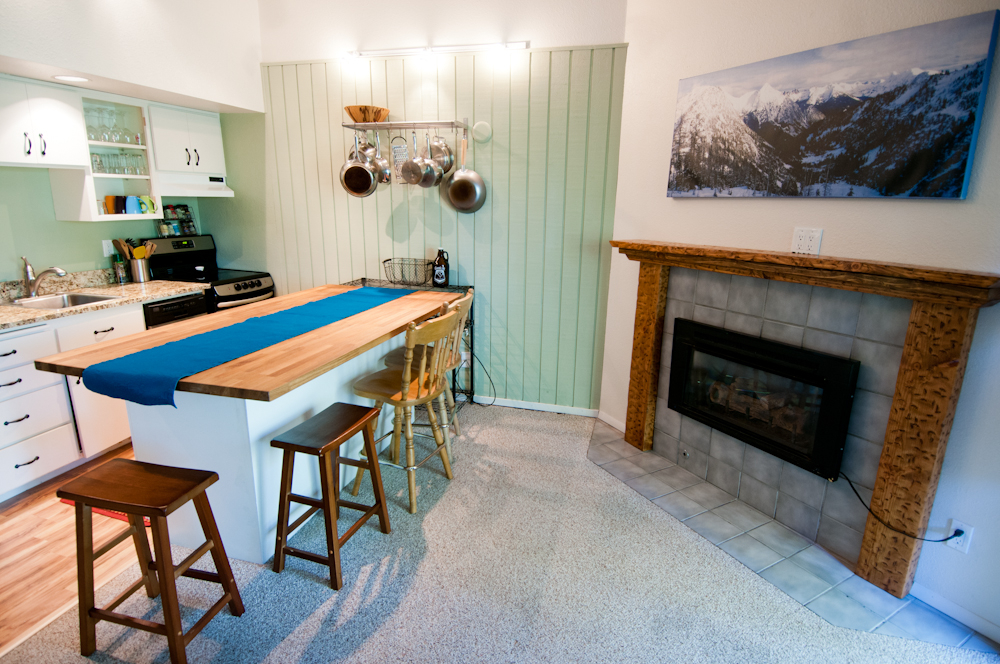 PropeMt. Bachelor Ski Resort Condo, Located along the Deschutes River. Great Location! - Photo 4