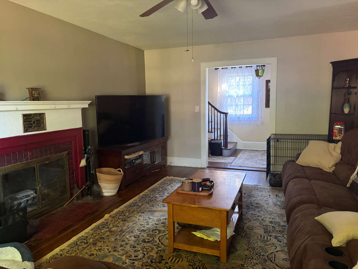 One bedroom in a house - Photo 5