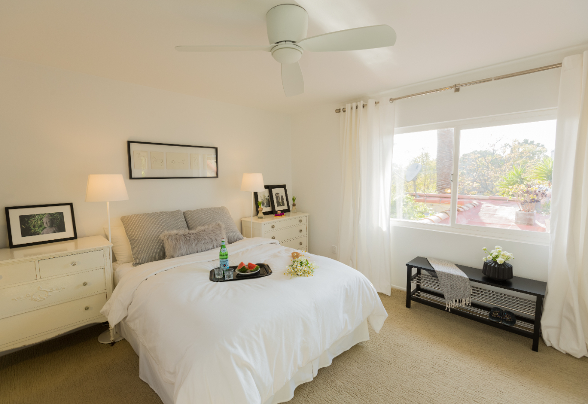 Luxurious & Lush 1BR Designer Oasis with Rooftop Patio in Mid-Wilshire - Photo 5