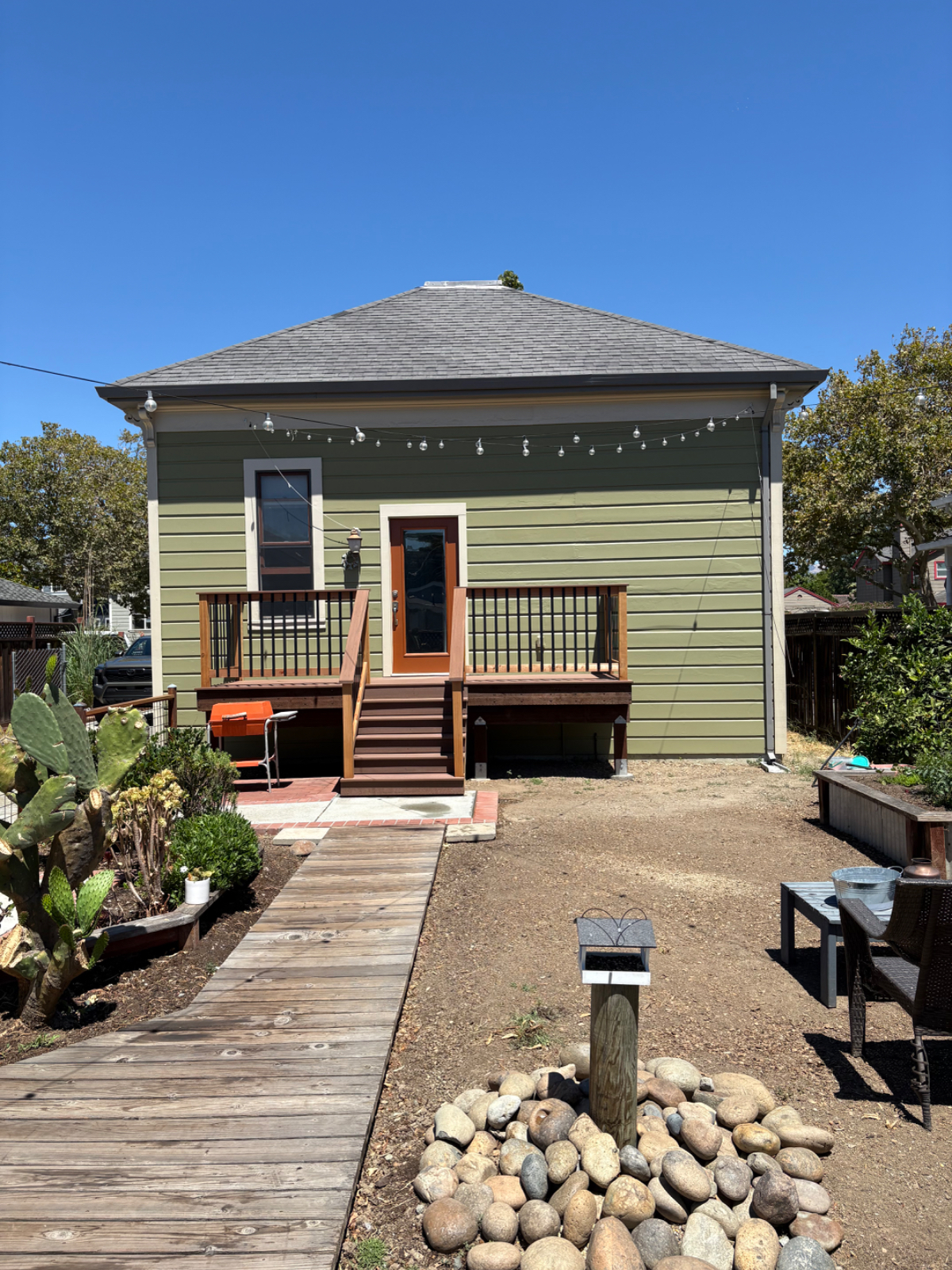 Central SJ Gem - 2BR House + Detached Office Studio | RV & Trailer Parking | Fenced Yard, Pets OK - Photo 2
