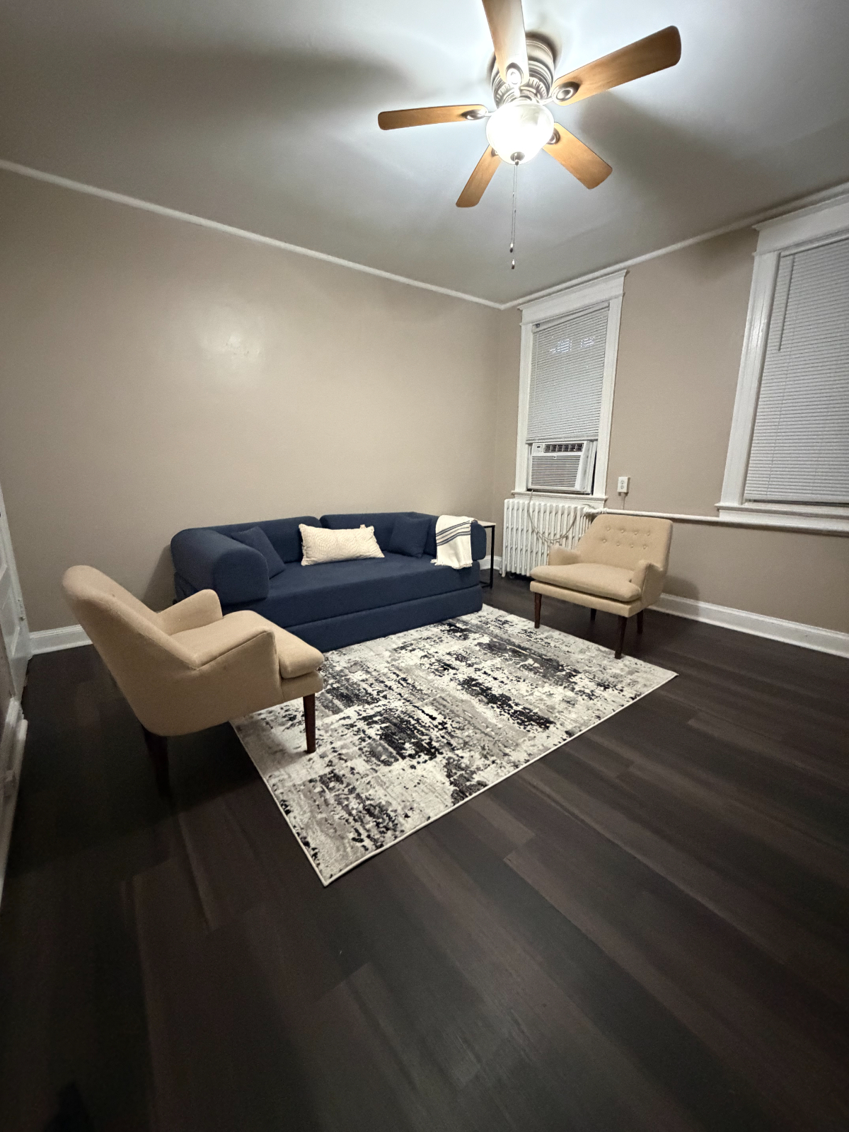 First-Floor 1BR + Den in Petworth - Free Parking, Backyard & Steps to Metro - Photo 1