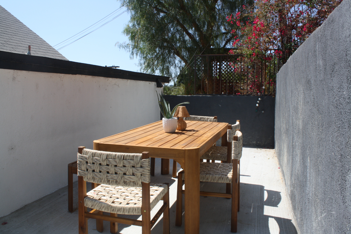 Stylish 1BR Apartment w/ Fire Pit & Hillside Views - Photo 3