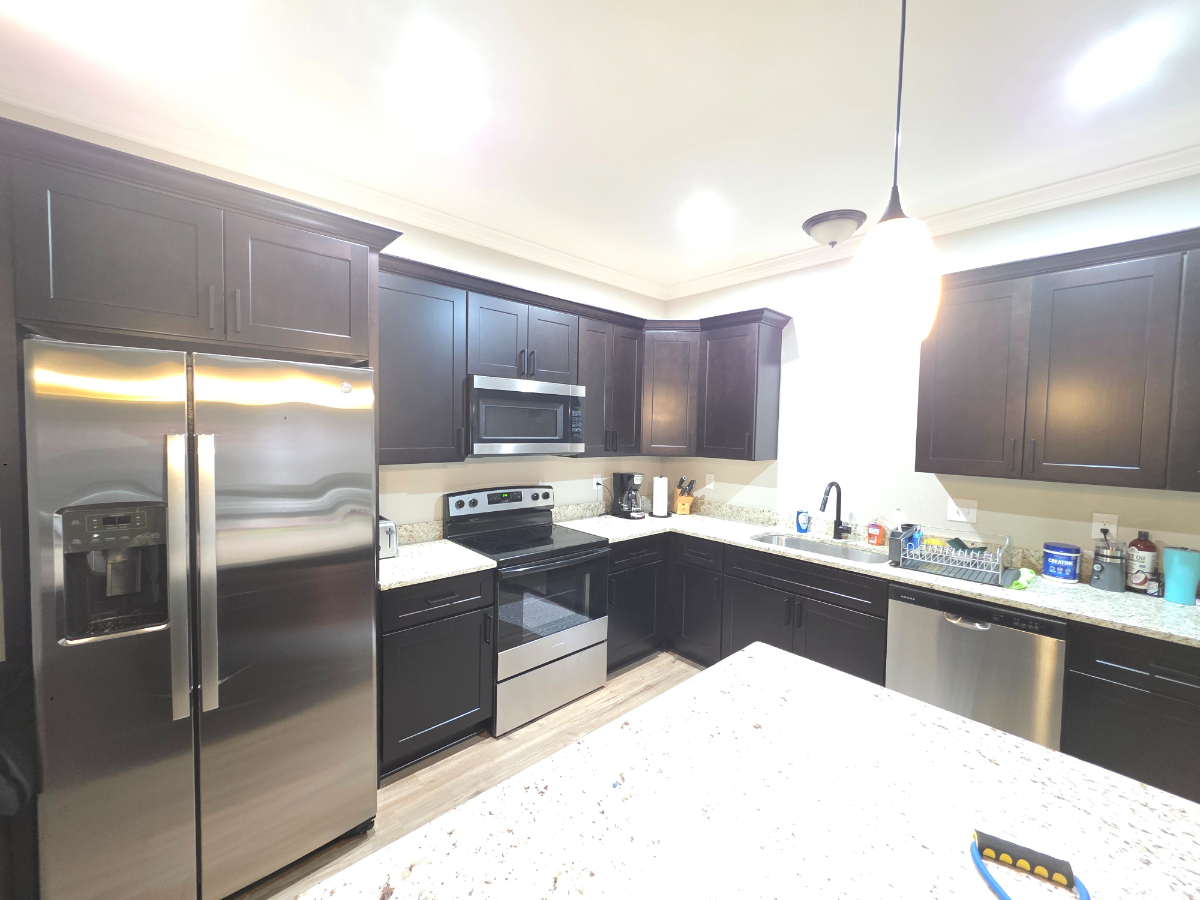 NEW CLEAN AND QUITE - Photo 8