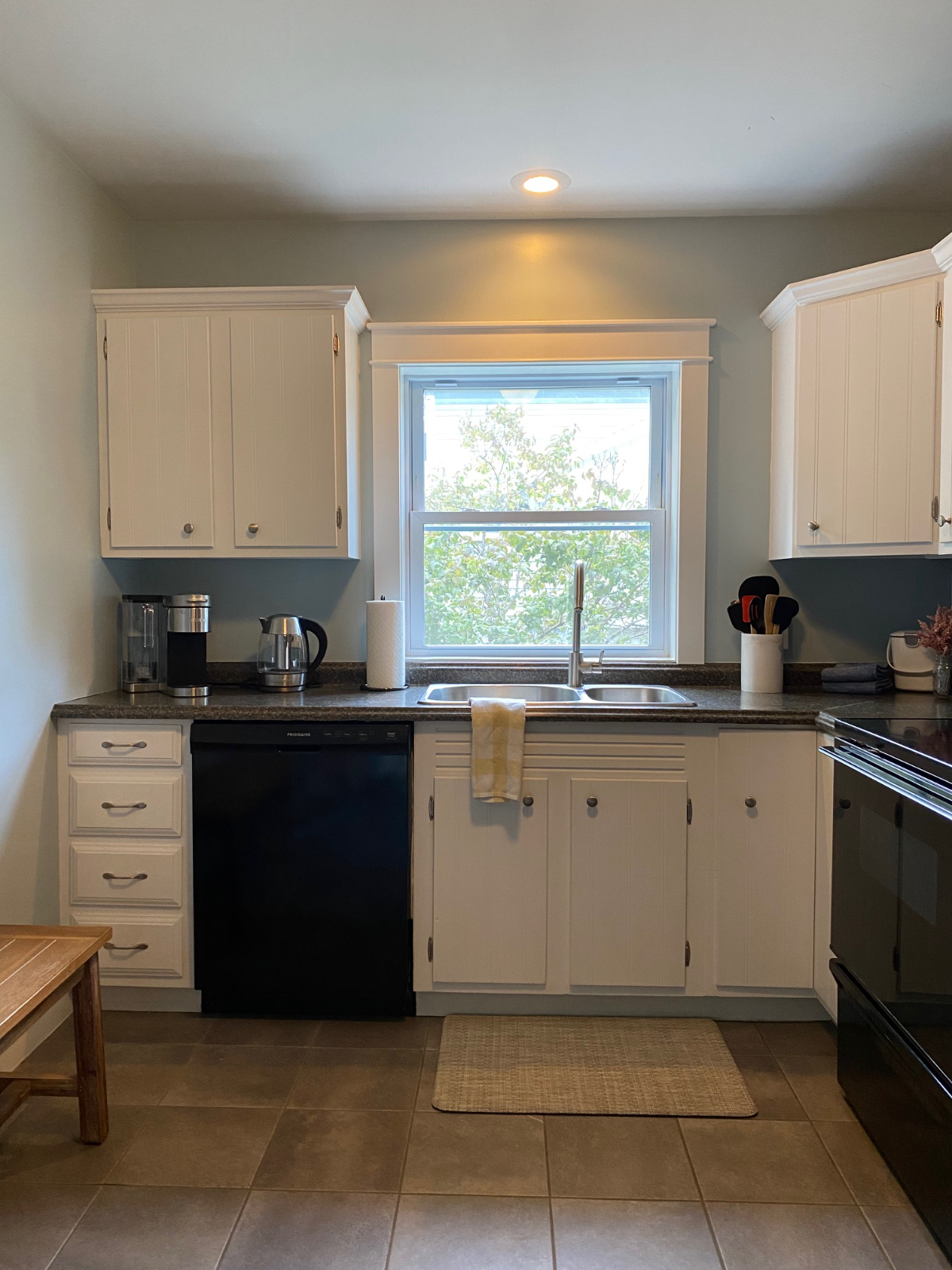 Beautiful 2BR home, quiet, minutes from downtown - Photo 3