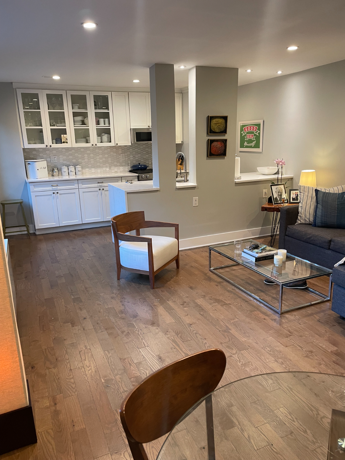 Stunning Fully Furnished Apartment in the Heart of Dupont Circle. Full Service Building - Photo 4