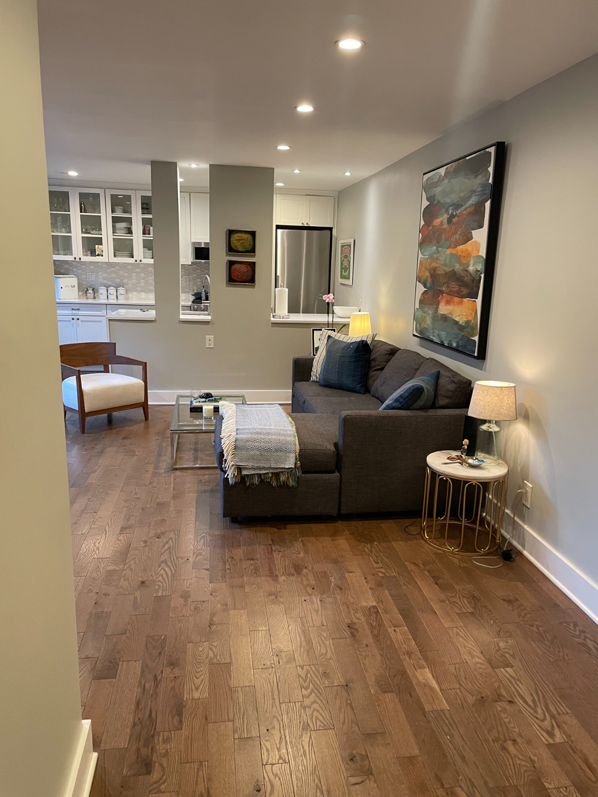 Stunning Fully Furnished Apartment in the Heart of Dupont Circle. Full Service Building - Photo 3