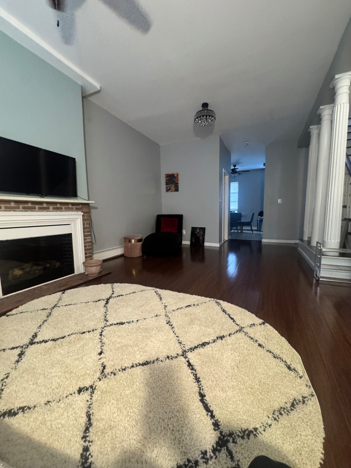 Quiet Furnished Home for Traveling Professional - Photo 6