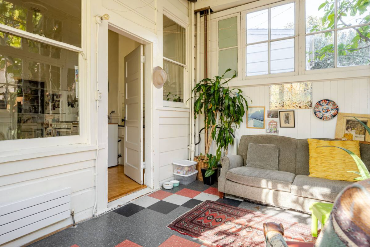 Your Home Base - Sunny San Francisco Victorian - 3 - Photo 6