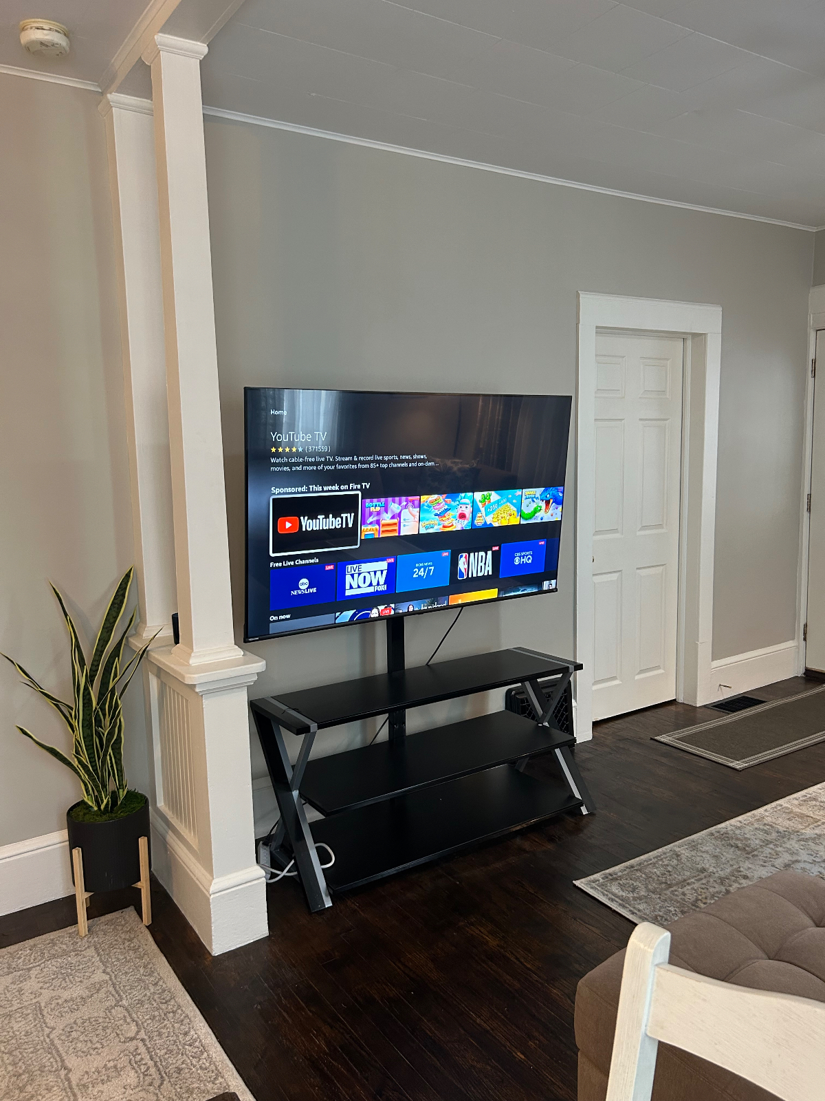 Modern 2BR Getaway | Quiet Neighborhood - Photo 10