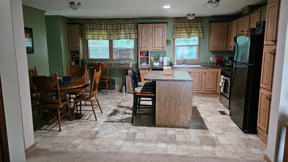 Peaceful Lake Champlain Home - Photo 5