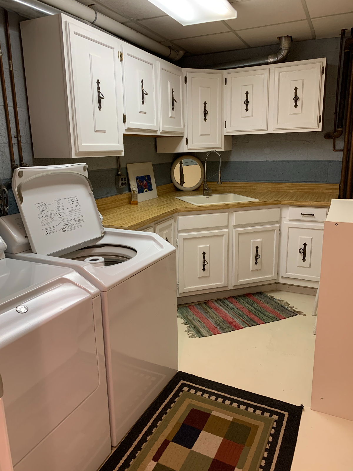 Spacious Executive apartment with private entrance on Rock Creek Park - Photo 8