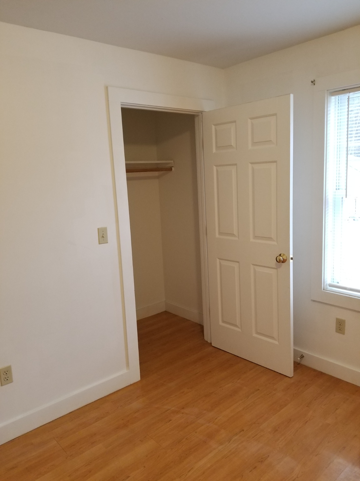 Townhouse located in Vernon Vt in close proximity to Brattleboro Vermont and Greenfield Massachusett - Photo 5