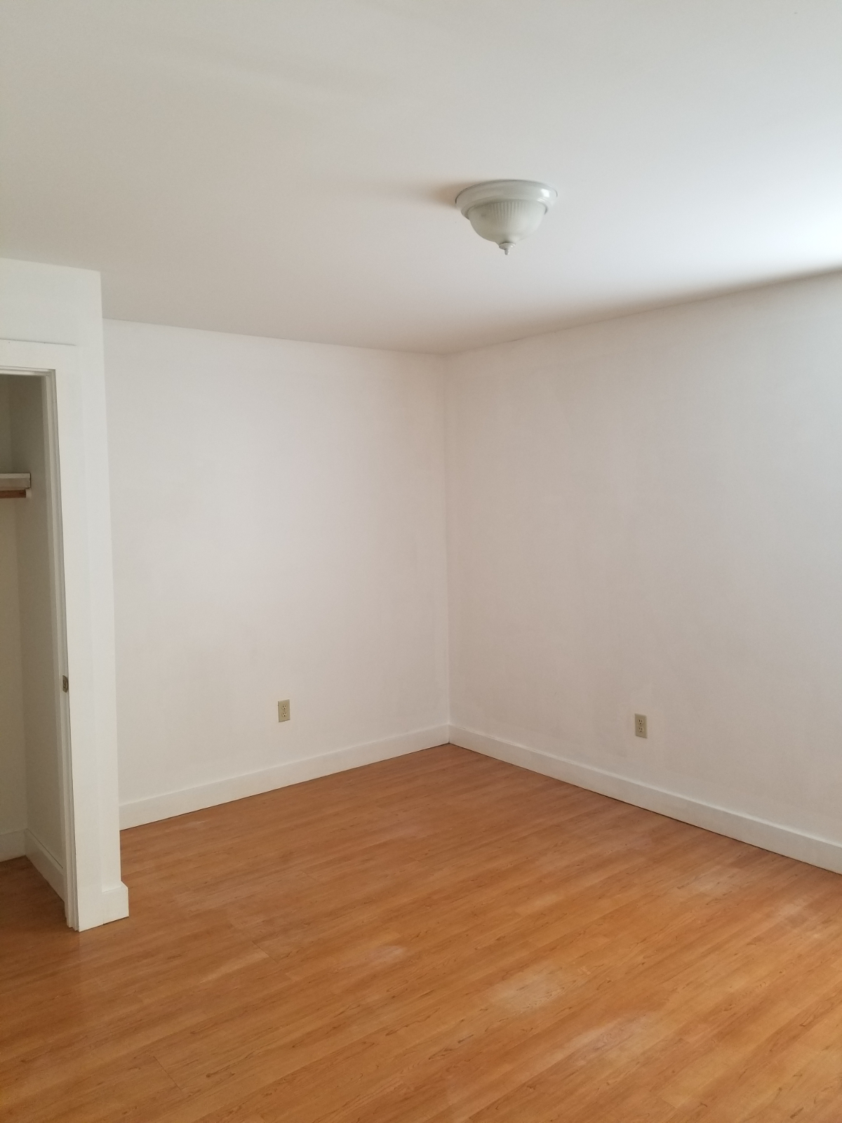 Townhouse located in Vernon Vt in close proximity to Brattleboro Vermont and Greenfield Massachusett - Photo 6