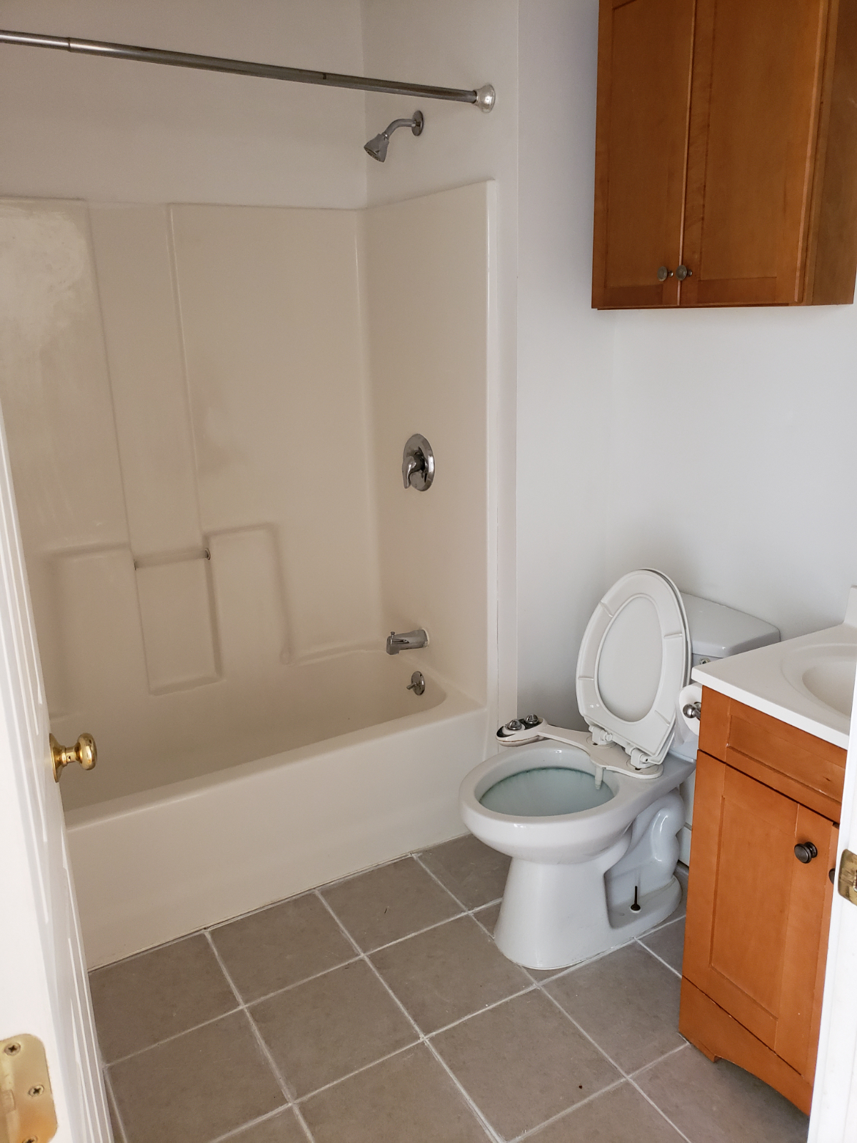 Townhouse located in Vernon Vt in close proximity to Brattleboro Vermont and Greenfield Massachusett - Photo 4