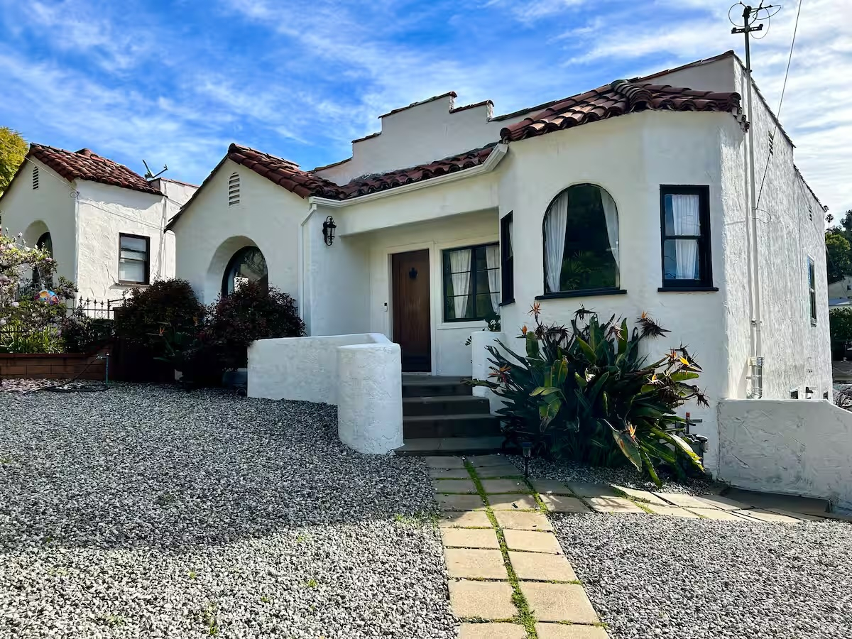 Bright Home in Echo Park - Photo 4