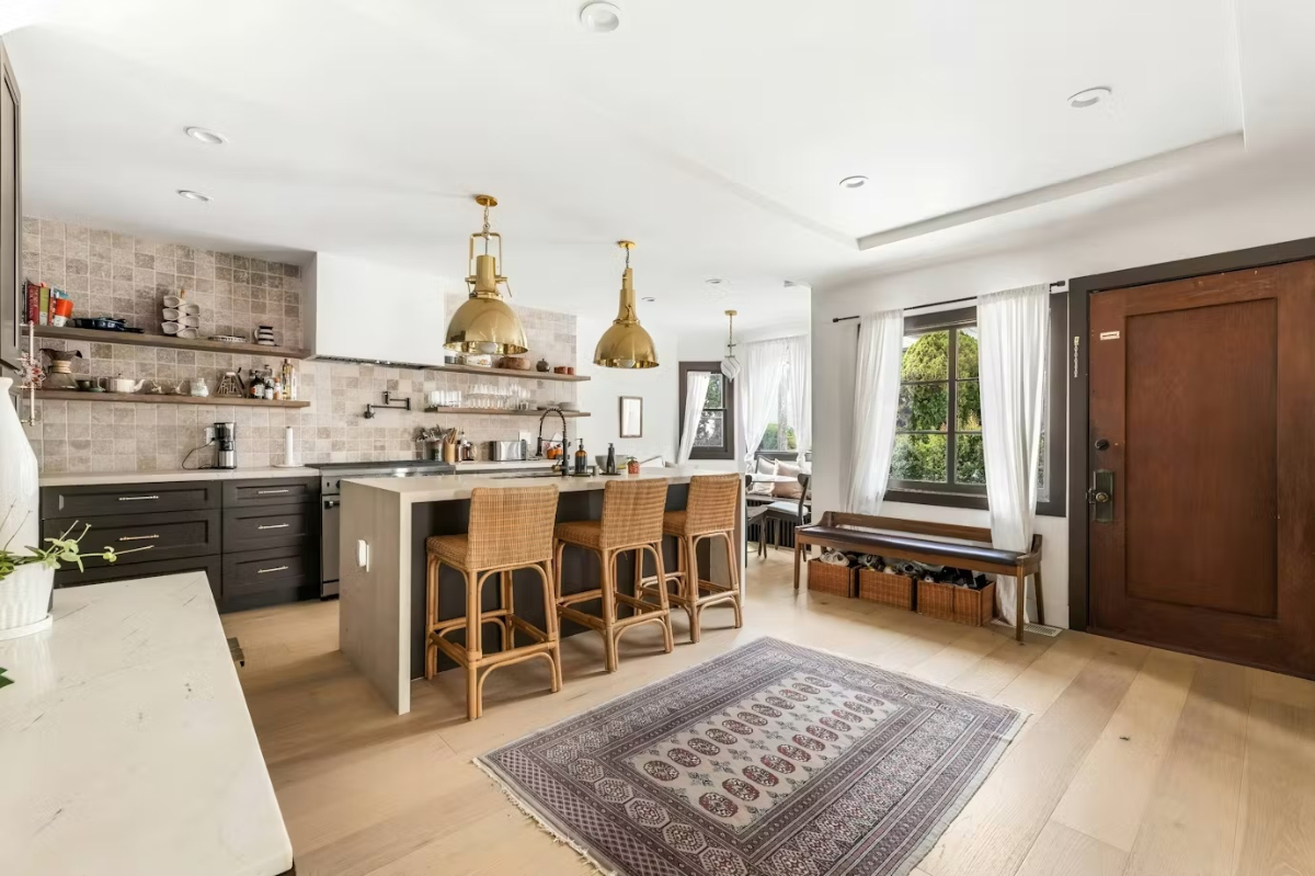 Bright Home in Echo Park - Photo 2