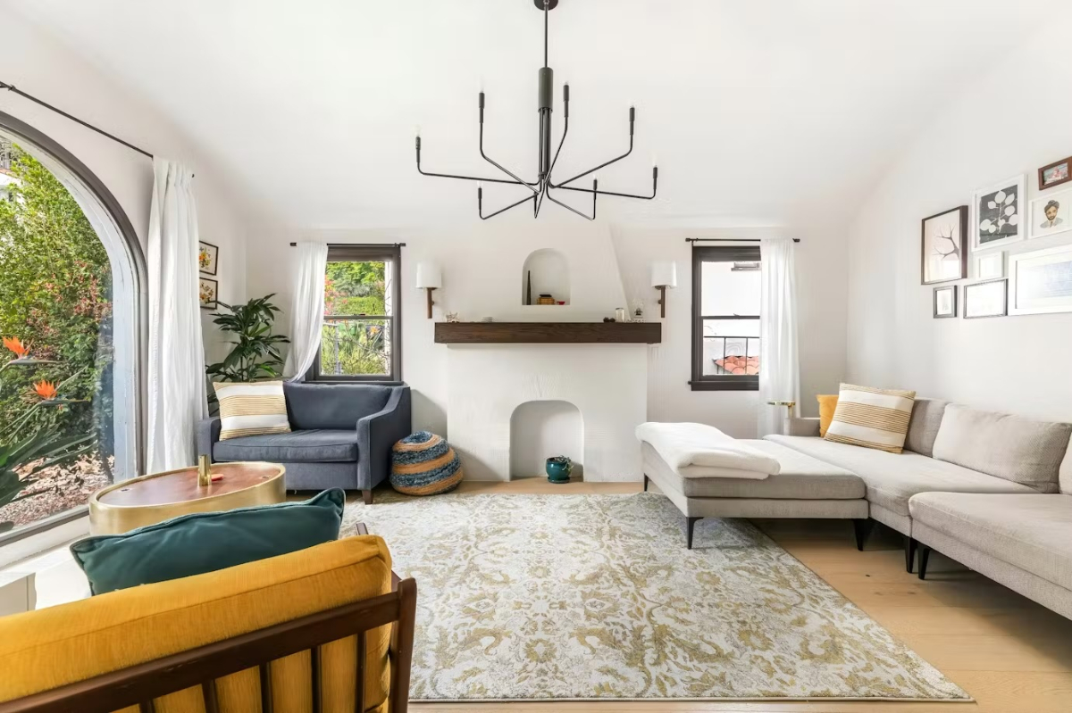 Bright Home in Echo Park - Photo 1