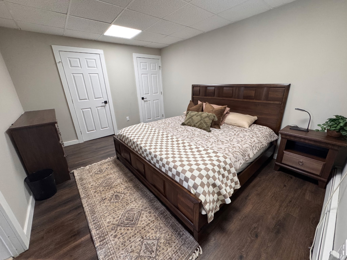 Your Hudson Valley Home Base | Renovated & Relaxing - Photo 8