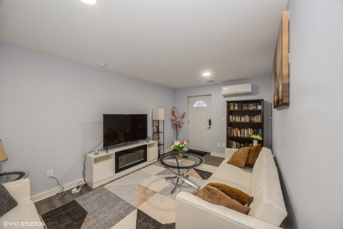 Quiet & Spacious Park Hill Retreat | Near NYC & Hospitals. - Photo 2