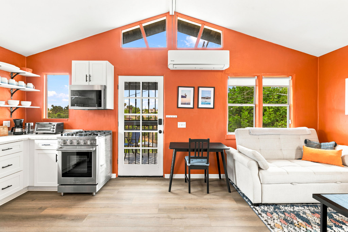 Private North Park Guest House | Close to Everything - Photo 2