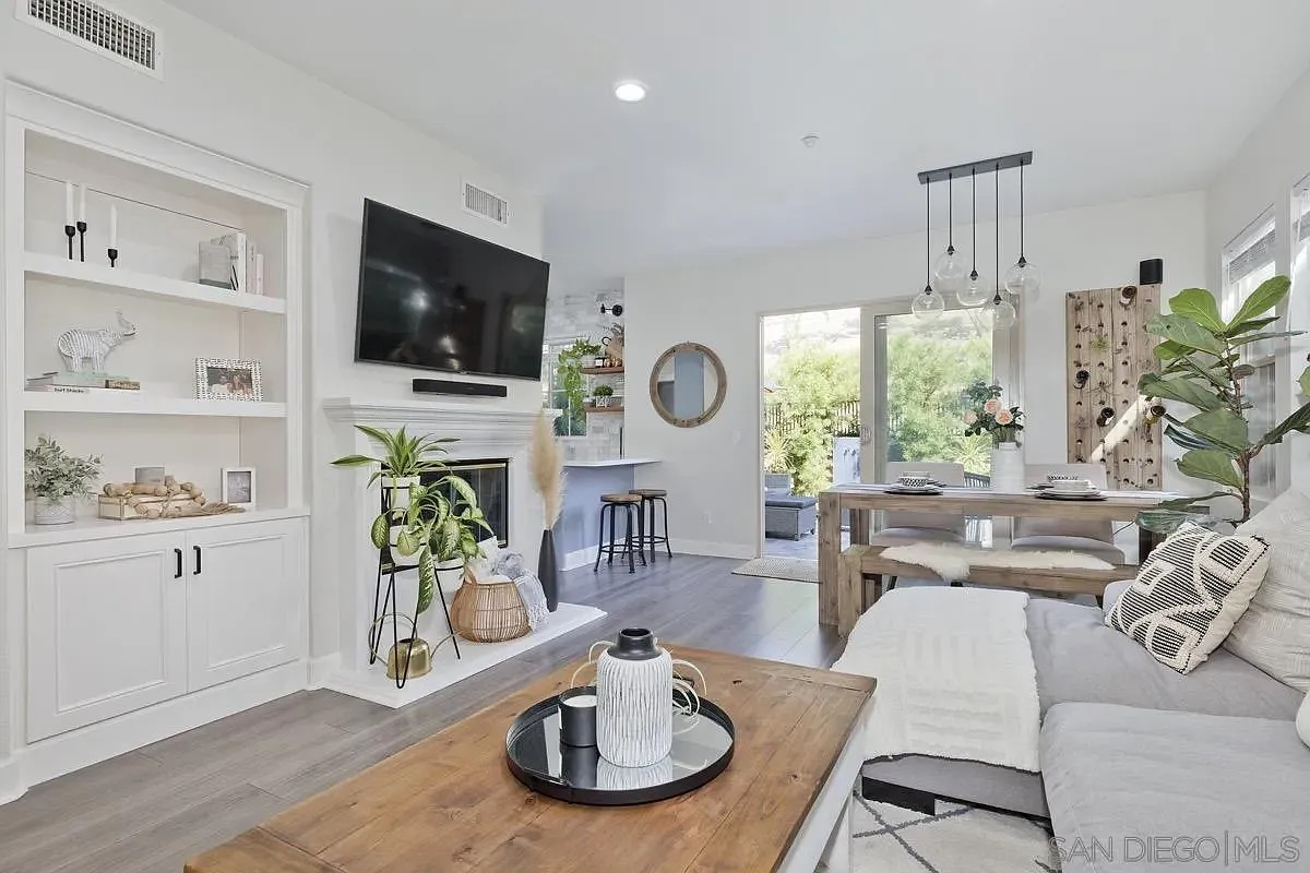 Fully Furnished Mission Valley Condo With Resort Style Amenities And Near Hospitals - Photo 2