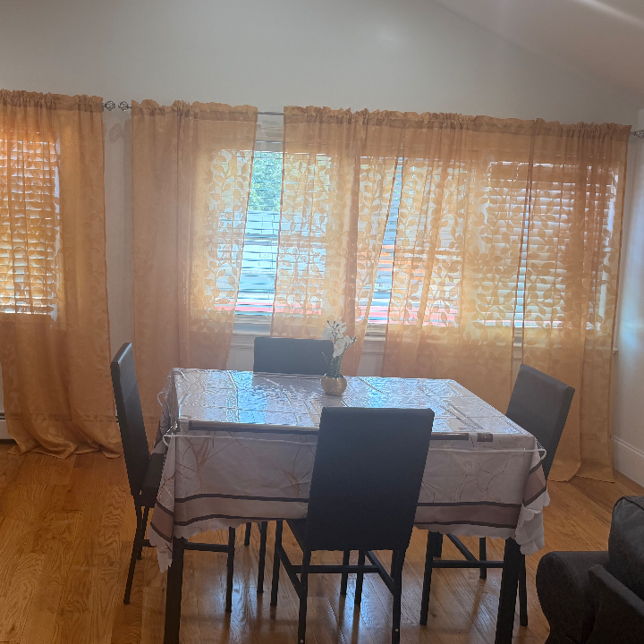 Spacious 3 Furnished Bedrooms Rooms $1900 per room...contact me via text or call: 9294337122 - Photo 7