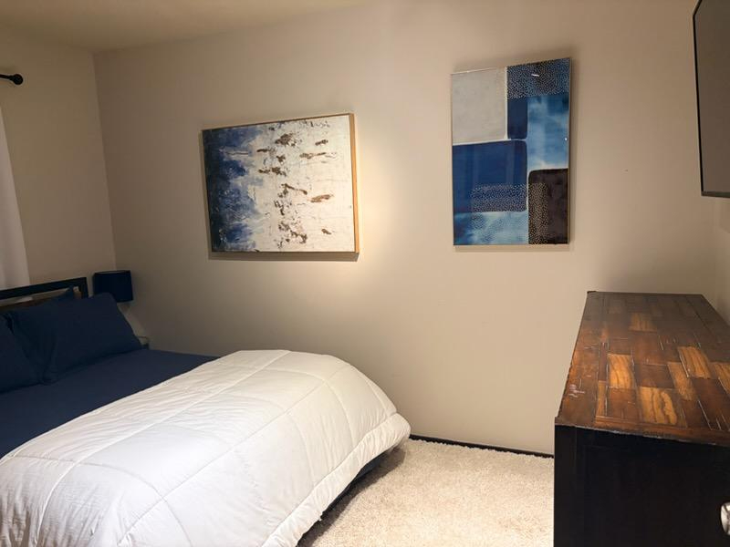Comfortably Furnished Private Room in a Welcoming Shared Home - Photo 1