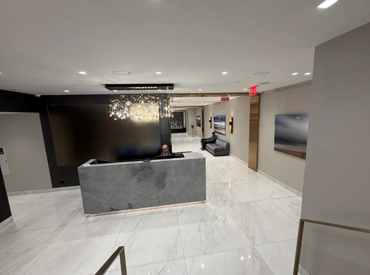 Fully Furnished Penthouse in the Middle of Manhattan - Photo 5