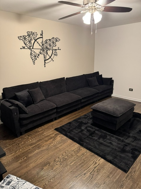 Cozy Bedroom 1 - Photo 7