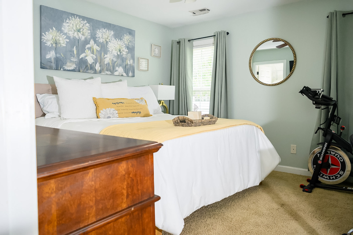 Cozy Blue Haven - Photo 2