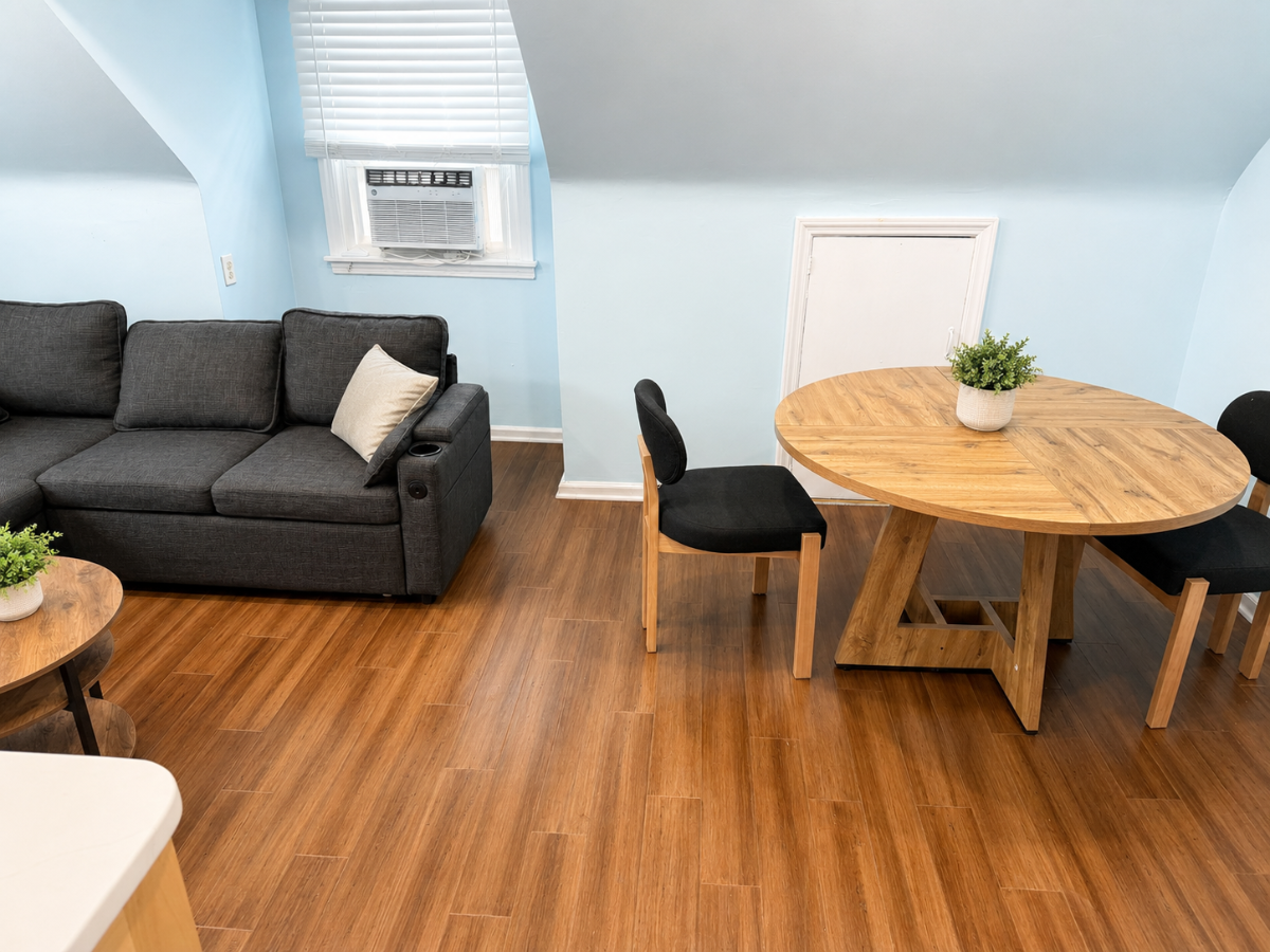 Peaceful, Furnished, Centrally Located, 2nd-Floor Apartment Near NYC - Photo 5