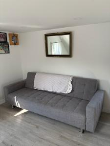 Bright, Renovated Living with Thoughtful Modern Features - Photo 3