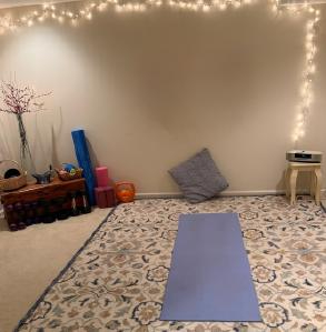 Bright 2BR Home with Private Deck, Flower Garden, Finished Basement & Resident Cat - Photo 11
