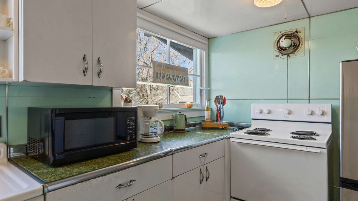 Executive Rental Available for 30+ day stays-11/8-4/30 - Photo 5