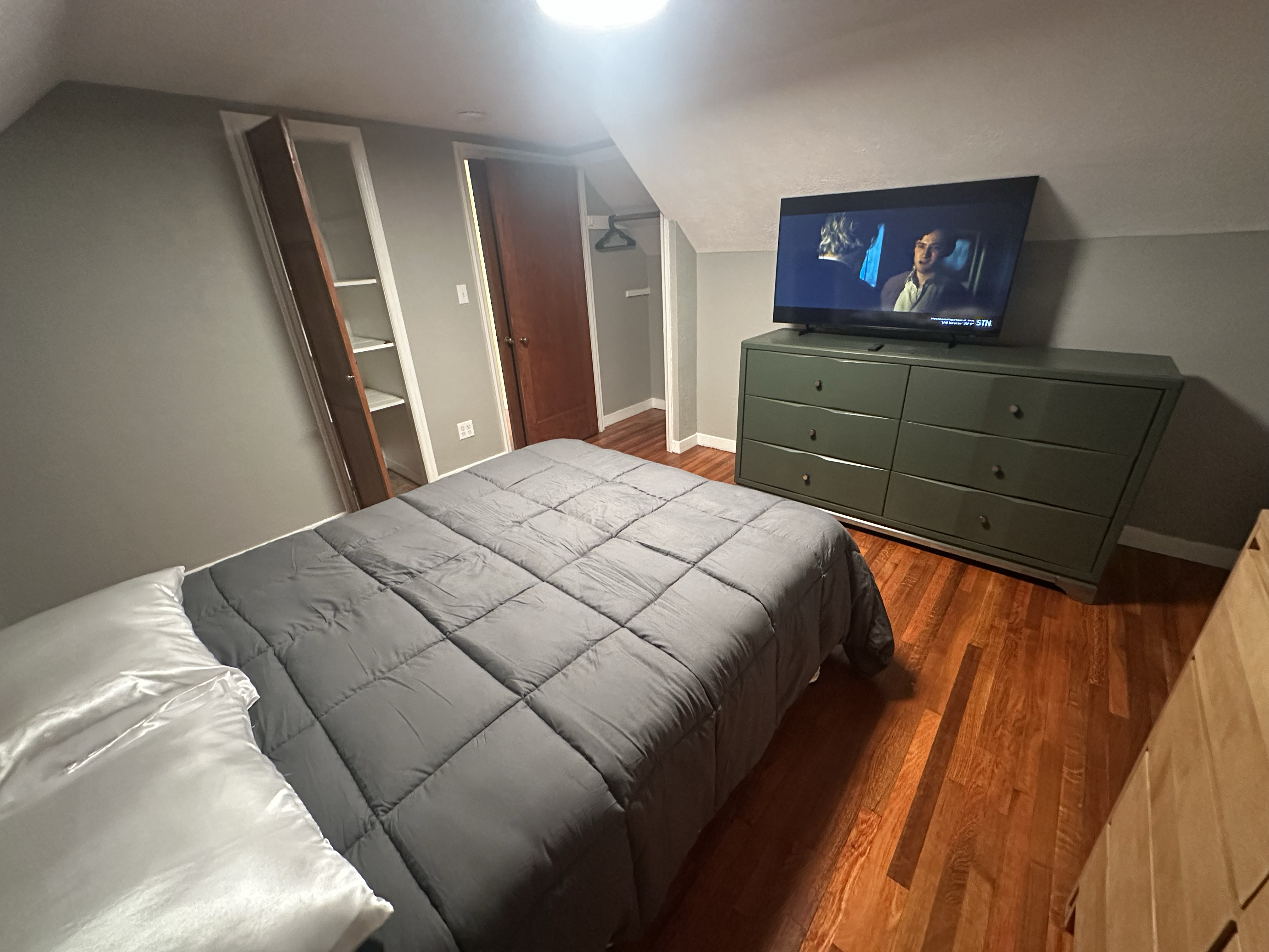 3 bedroom 1 bath newly remodeled home - Photo 11