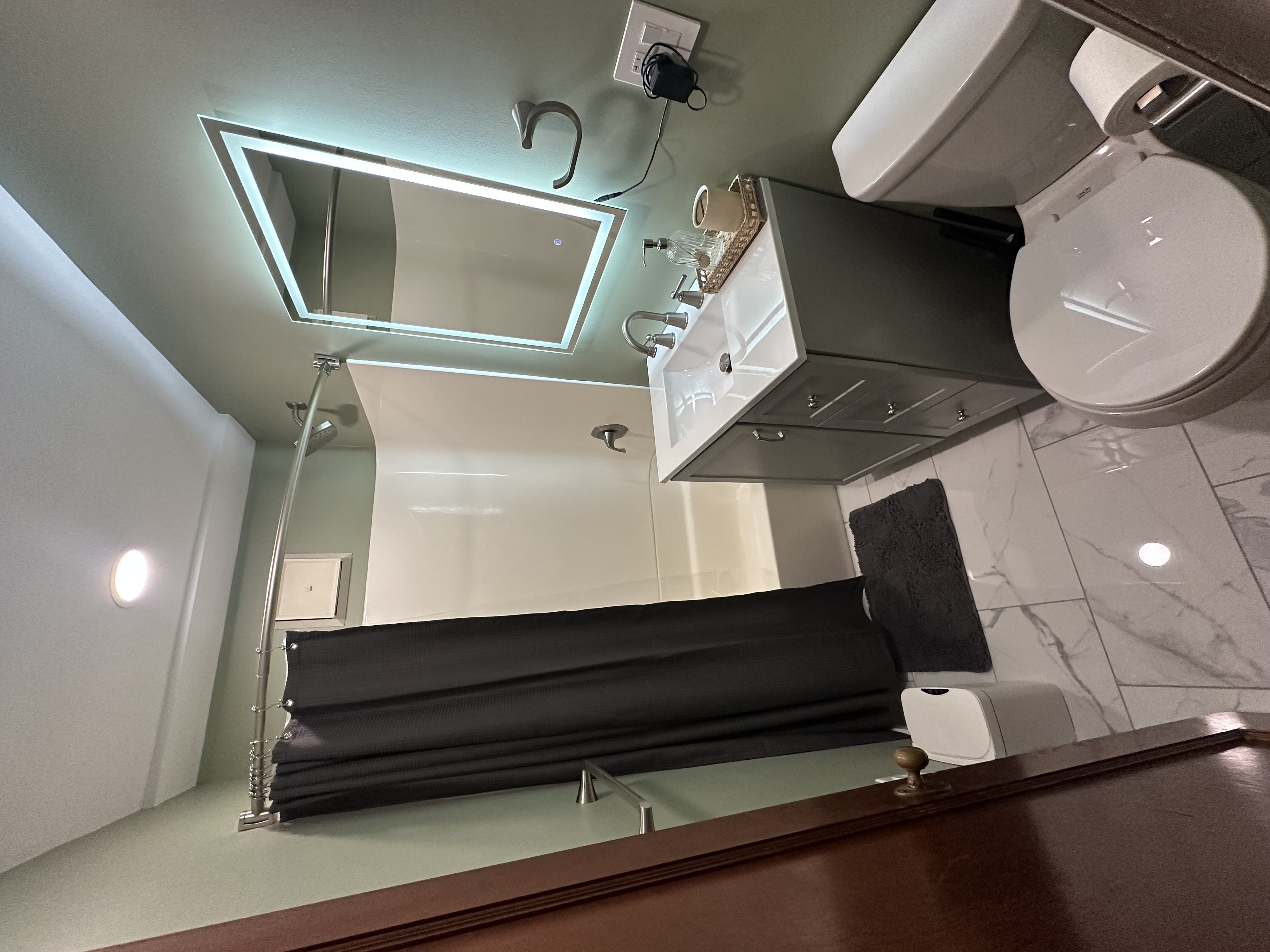 3 bedroom 1 bath newly remodeled home - Photo 1