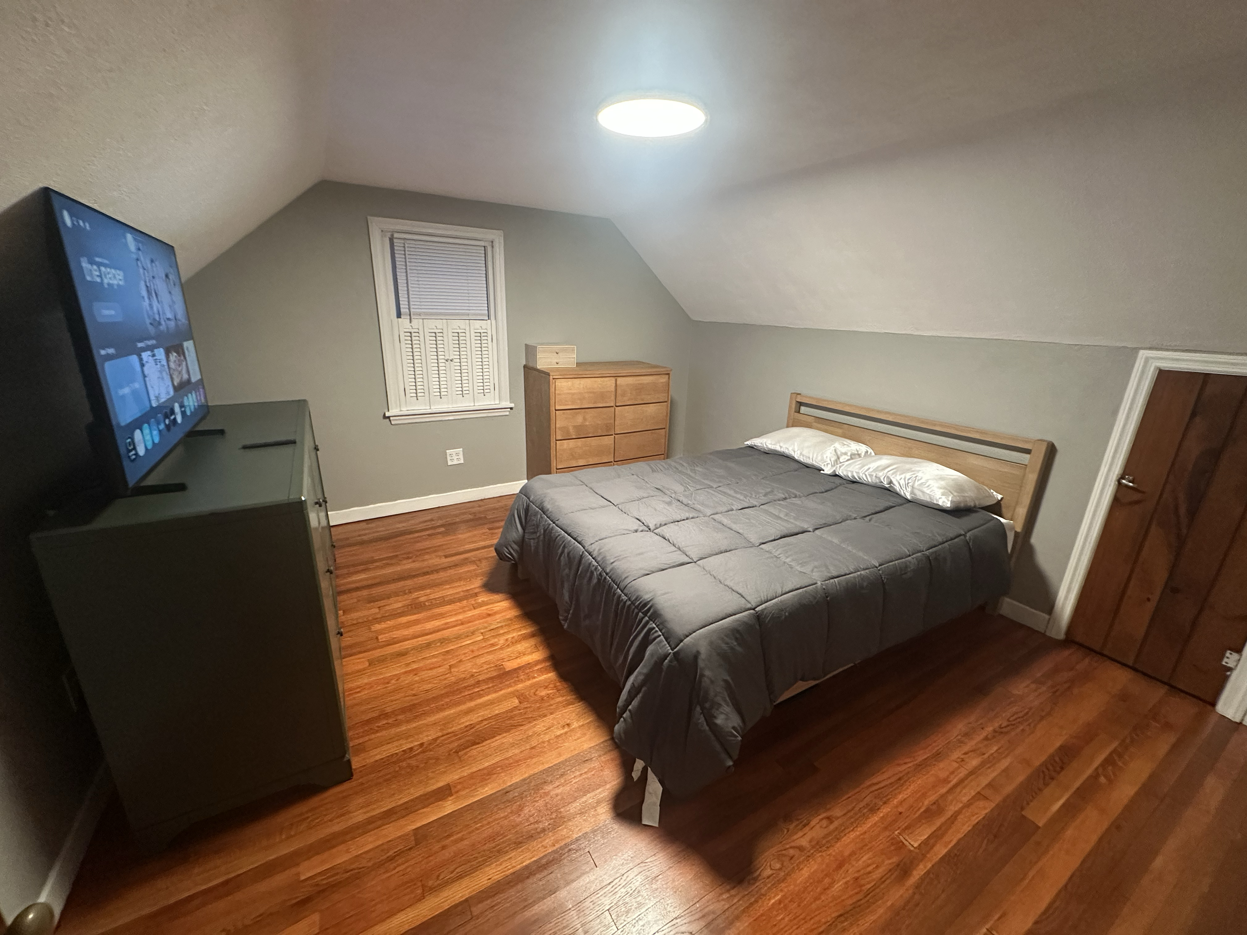 3 bedroom 1 bath newly remodeled home - Photo 10