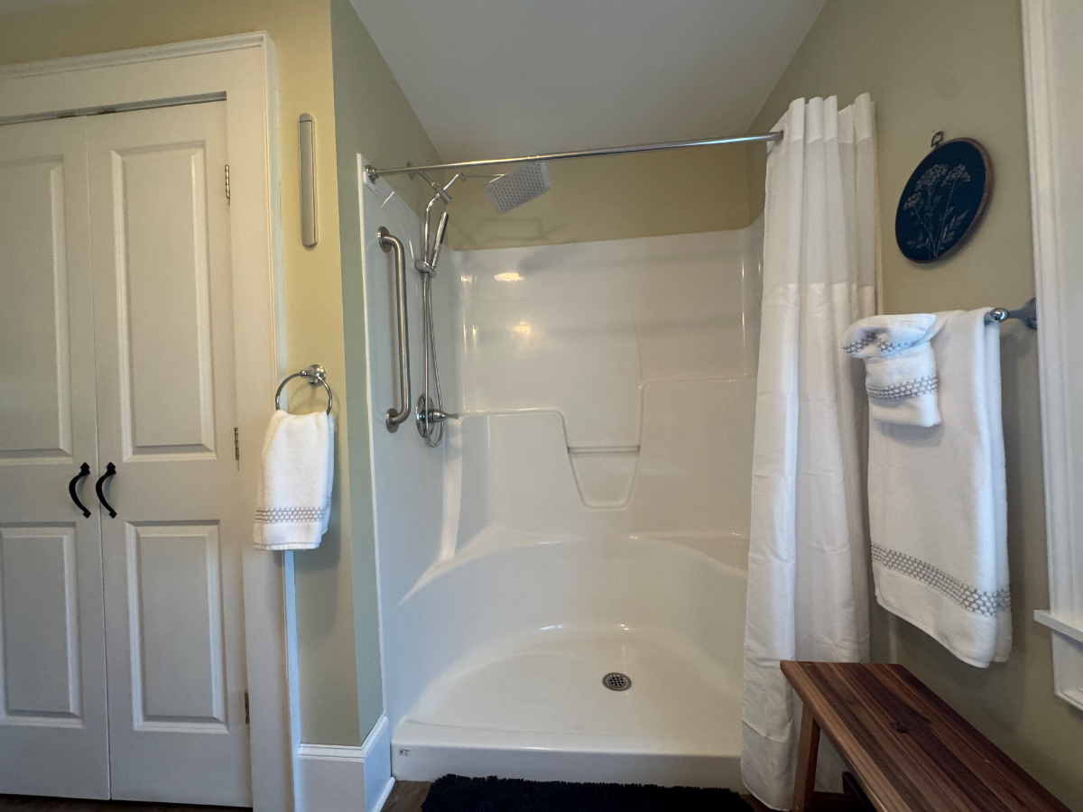 Private Studio Suite Near St. Johnsbury-Perfect for Traveling Professionals - Photo 8