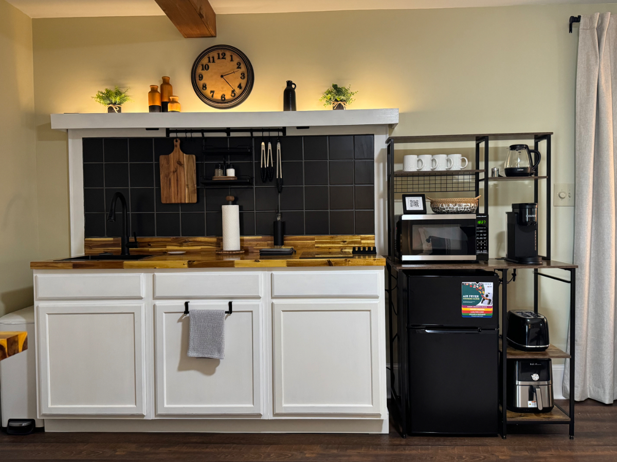 Private Studio Suite Near St. Johnsbury-Perfect for Traveling Professionals - Photo 4